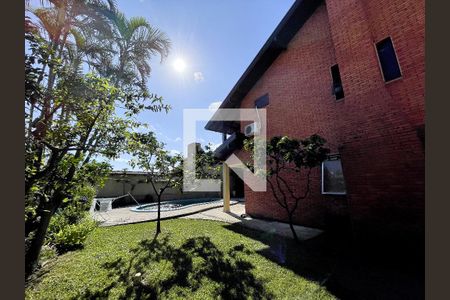 Casa à venda com 370m², 4 quartos e 4 vagasÁrea externa 