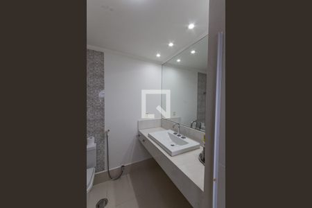 Apartamento para alugar com 142m², 3 quartos e 2 vagas Apartamento para alugar com 142m², 3 quartos e 2 vagasBanheiro da Suíte