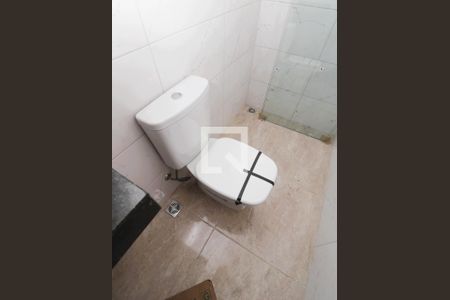 Casa à venda com 94m², 2 quartos e 2 vagasBanheiro da Suíte 2