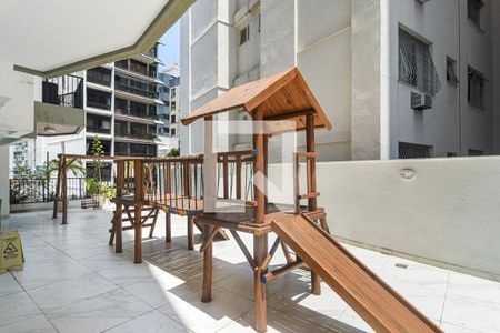 Apartamento à venda com 120m², 3 quartos e 1 vaga Apartamento à venda com 120m², 3 quartos e 1 vagaÁrea comum