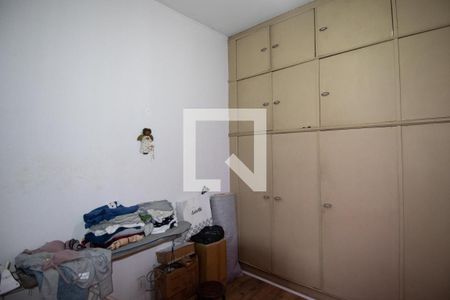 Apartamento à venda com 200m², 3 quartos e 4 vagas Apartamento à venda com 200m², 3 quartos e 4 vagasQuarto 1