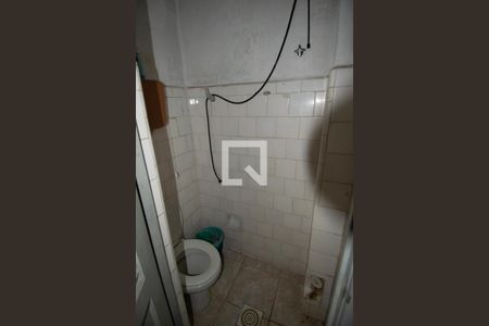 Apartamento à venda com 200m², 3 quartos e 4 vagas Apartamento à venda com 200m², 3 quartos e 4 vagasBanheiro de serviços