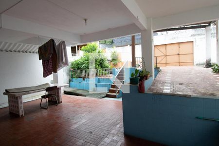 Apartamento à venda com 200m², 3 quartos e 4 vagas Apartamento à venda com 200m², 3 quartos e 4 vagasQuintal