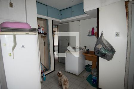 Apartamento à venda com 200m², 3 quartos e 4 vagas Apartamento à venda com 200m², 3 quartos e 4 vagasÁrea de Serviço
