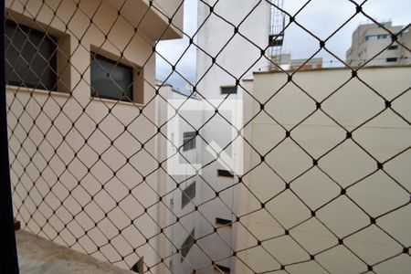 Apartamento à venda com 121m², 3 quartos e 1 vagaÁrea de Serviço - Vista