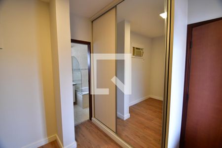 Apartamento à venda com 121m², 3 quartos e 1 vagaQuarto 3 - Suíte