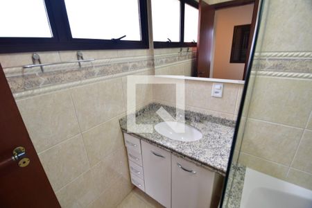 Apartamento à venda com 121m², 3 quartos e 1 vagaBanheiro 1
