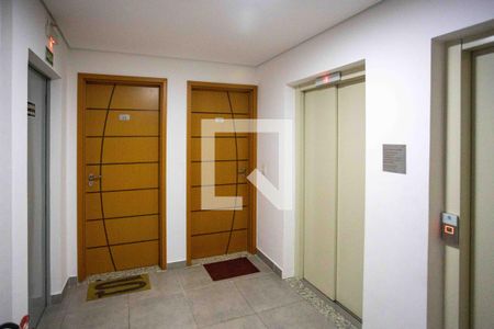 Apartamento para alugar com 70m², 2 quartos e 1 vagaHall de entrada