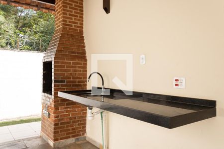 Apartamento para alugar com 45m², 2 quartos e 1 vaga Apartamento para alugar com 45m², 2 quartos e 1 vagaÁrea comum - Churrasqueira