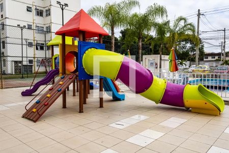 Apartamento para alugar com 45m², 2 quartos e 1 vaga Apartamento para alugar com 45m², 2 quartos e 1 vagaÁrea Comum - Playground