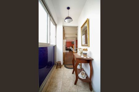 Apartamento à venda com 145m², 4 quartos e 1 vaga Apartamento à venda com 145m², 4 quartos e 1 vagaHall de Entrada