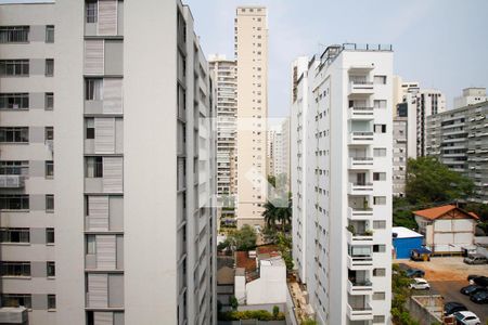Apartamento à venda com 145m², 4 quartos e 1 vaga Apartamento à venda com 145m², 4 quartos e 1 vagaVista do Quarto 2