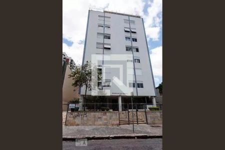 Apartamento à venda com 70m², 2 quartos e 1 vaga Apartamento à venda com 70m², 2 quartos e 1 vagaFachada