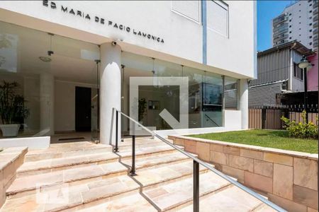 Apartamento à venda com 70m², 2 quartos e 1 vaga Apartamento à venda com 70m², 2 quartos e 1 vagaEntrada