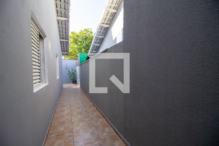 Casa de condomínio para alugar com 90m², 3 quartos e 3 vagas Casa de condomínio para alugar com 90m², 3 quartos e 3 vagasCorredor Externo