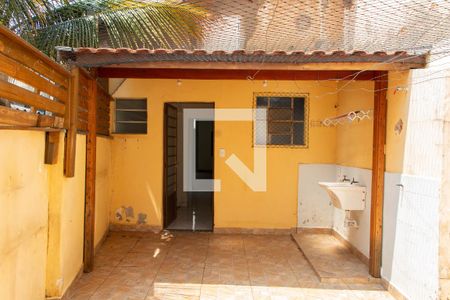 Casa à venda com 80m², 1 quarto e sem vaga Casa à venda com 80m², 1 quarto e sem vagaÁREA DE SERVIÇO