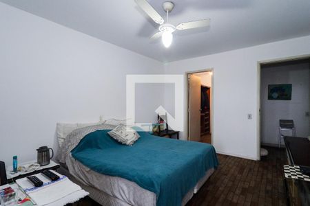 Casa à venda com 330m², 4 quartos e 2 vagas Casa à venda com 330m², 4 quartos e 2 vagasSuíte 1