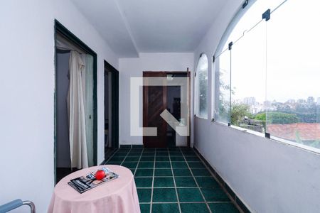 Casa à venda com 330m², 4 quartos e 2 vagas Casa à venda com 330m², 4 quartos e 2 vagasVaranda da Suíte 2