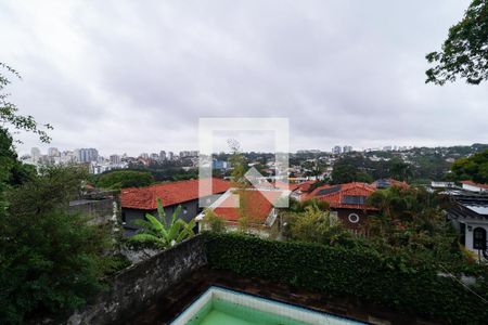 Casa à venda com 330m², 4 quartos e 2 vagas Casa à venda com 330m², 4 quartos e 2 vagasVista da Varanda da Suíte 1