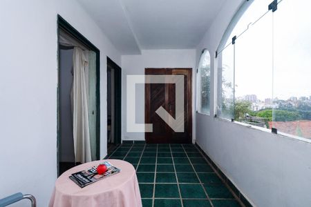 Casa à venda com 330m², 4 quartos e 2 vagas Casa à venda com 330m², 4 quartos e 2 vagasVaranda da Suíte 1