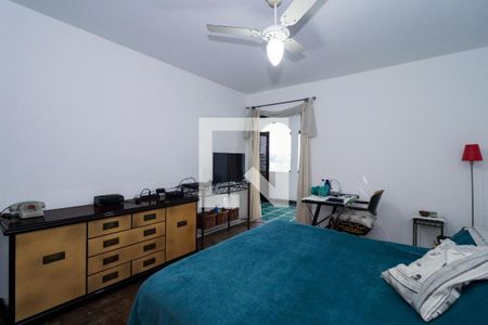 Casa à venda com 330m², 4 quartos e 2 vagas Casa à venda com 330m², 4 quartos e 2 vagasSuíte 1