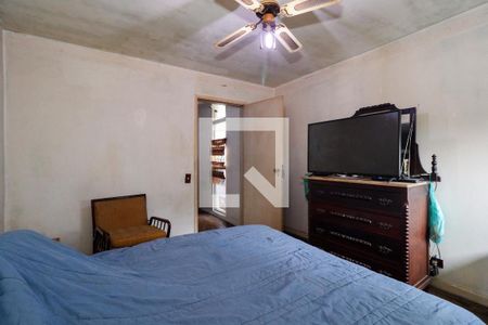 Casa à venda com 330m², 4 quartos e 2 vagas Casa à venda com 330m², 4 quartos e 2 vagasQuarto 4