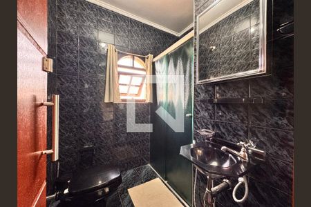 Casa à venda com 267m², 3 quartos e 1 vaga Casa à venda com 267m², 3 quartos e 1 vagaBanheiro da Suíte