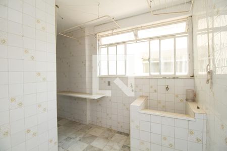 Apartamento para alugar com 126m², 4 quartos e 1 vagaÁrea de Serviço