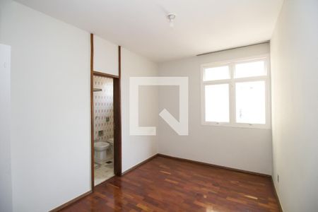 Apartamento para alugar com 126m², 4 quartos e 1 vagaSuíte