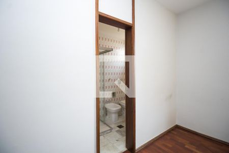 Apartamento para alugar com 126m², 4 quartos e 1 vagaBanheiro da Suíte