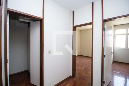 Apartamento para alugar com 126m², 4 quartos e 1 vagaCorredor