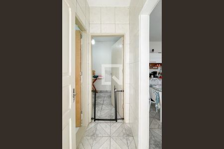 Casa à venda com 76m², 2 quartos e 1 vaga Casa à venda com 76m², 2 quartos e 1 vagaAcesso Banheiro