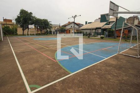 Casa de condomínio à venda com 300m², 4 quartos e 3 vagas Casa de condomínio à venda com 300m², 4 quartos e 3 vagasQuadra Esportiva