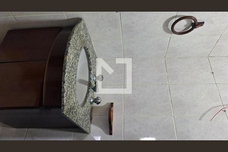 Apartamento à venda com 194m², 4 quartos e 2 vagasBanheiro social