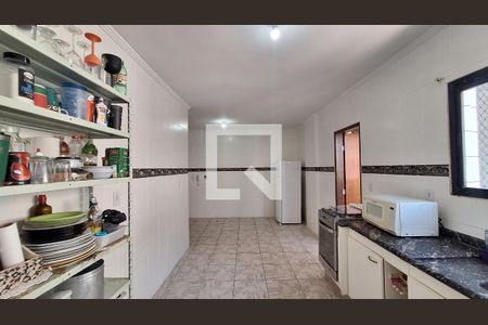 Apartamento à venda com 194m², 4 quartos e 2 vagasCozinha
