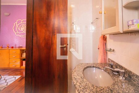 Apartamento à venda com 230m², 4 quartos e 4 vagasSuite 2