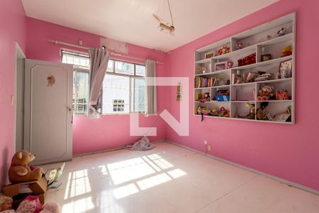 Casa à venda com 200m², 4 quartos e 2 vagasQuarto 4