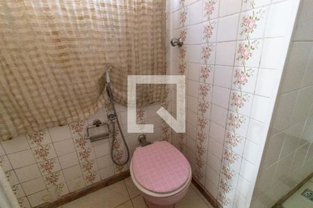 Casa à venda com 200m², 4 quartos e 2 vagasBanheiro Social