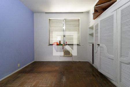 Casa à venda com 200m², 4 quartos e 2 vagasQuarto Suite