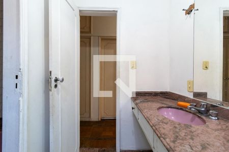 Casa à venda com 200m², 4 quartos e 2 vagasBanheiro Social