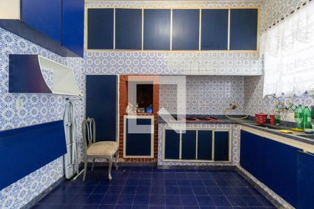 Casa à venda com 200m², 4 quartos e 2 vagasCozinha