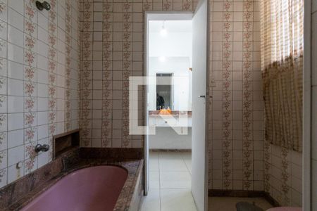 Casa à venda com 200m², 4 quartos e 2 vagasBanheiro Social