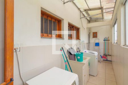 Casa à venda com 476m², 4 quartos e 6 vagasÁrea de Serviço