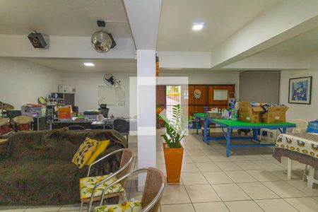 Casa à venda com 476m², 4 quartos e 6 vagasGaragem