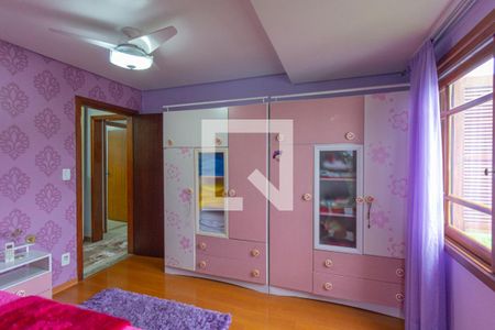 Casa à venda com 476m², 4 quartos e 6 vagasQuarto 3 - Suíte