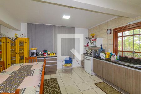 Casa à venda com 476m², 4 quartos e 6 vagasCozinha 2