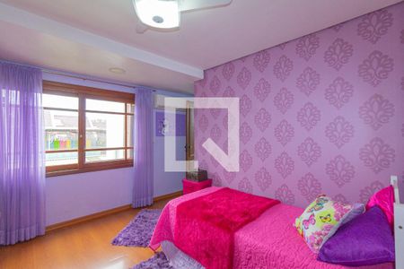 Casa à venda com 476m², 4 quartos e 6 vagasQuarto 3 - Suíte