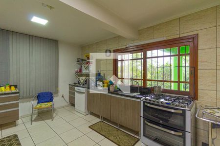 Casa à venda com 476m², 4 quartos e 6 vagasCozinha 2