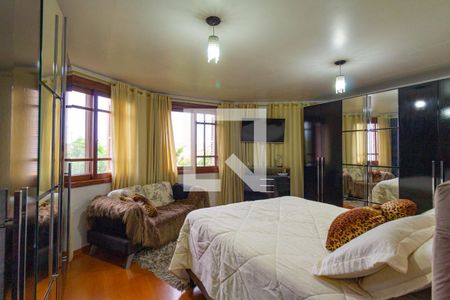 Casa à venda com 476m², 4 quartos e 6 vagasQuarto 4 - Suíte