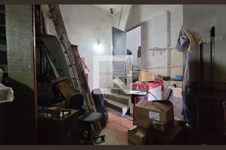 Casa à venda com 338m², 2 quartos e 5 vagasArea de serviço